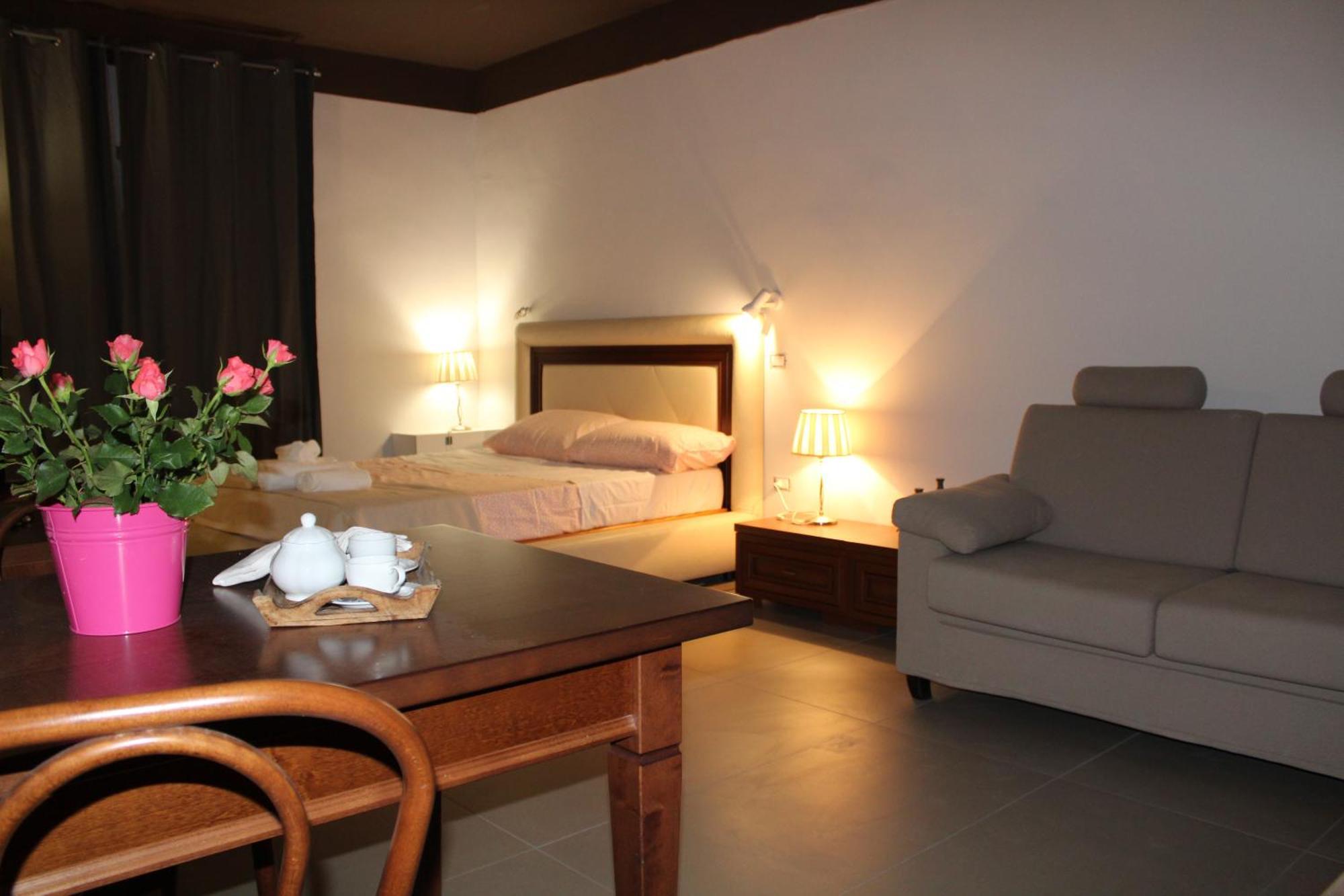 Porta Deuropa Bed & Breakfast Lecce Bagian luar foto