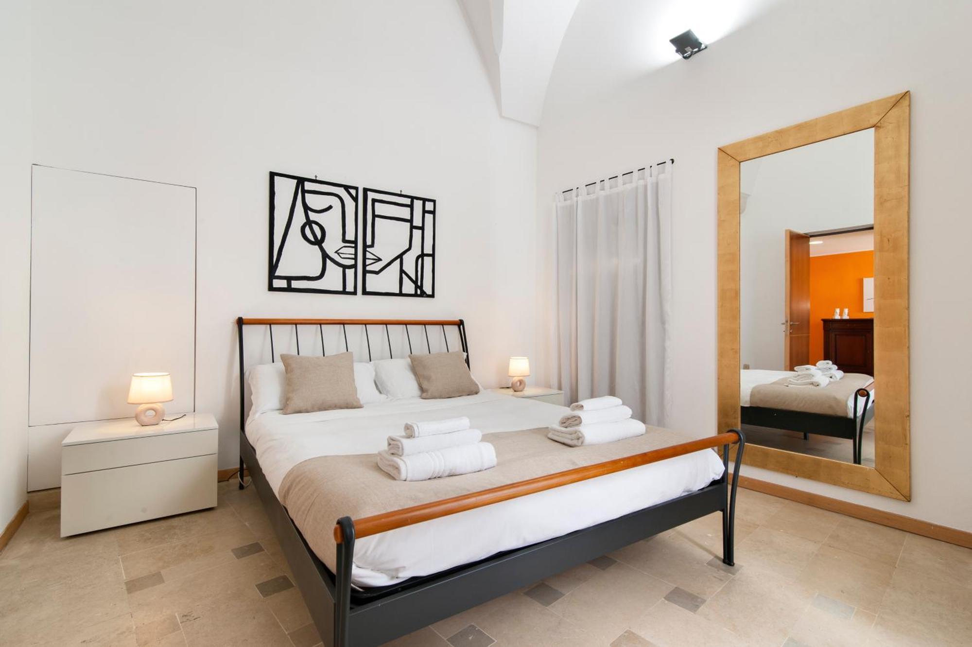 Porta Deuropa Bed & Breakfast Lecce Bagian luar foto
