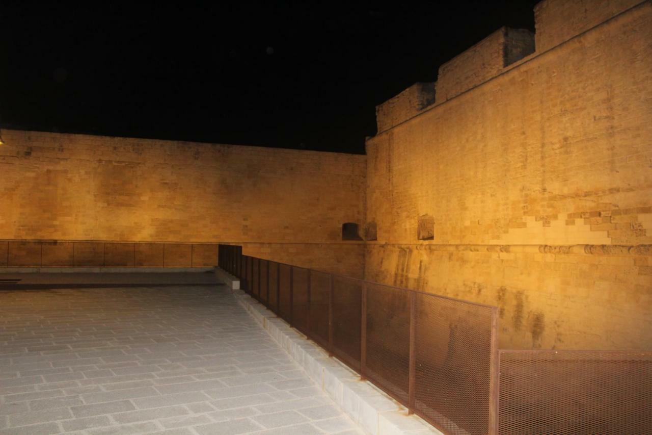 Porta Deuropa Bed & Breakfast Lecce Bagian luar foto